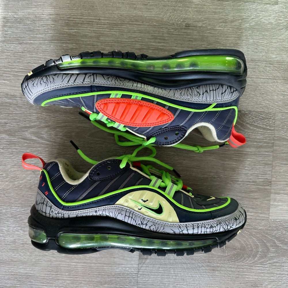 Air max 98 Halloween GS size 6